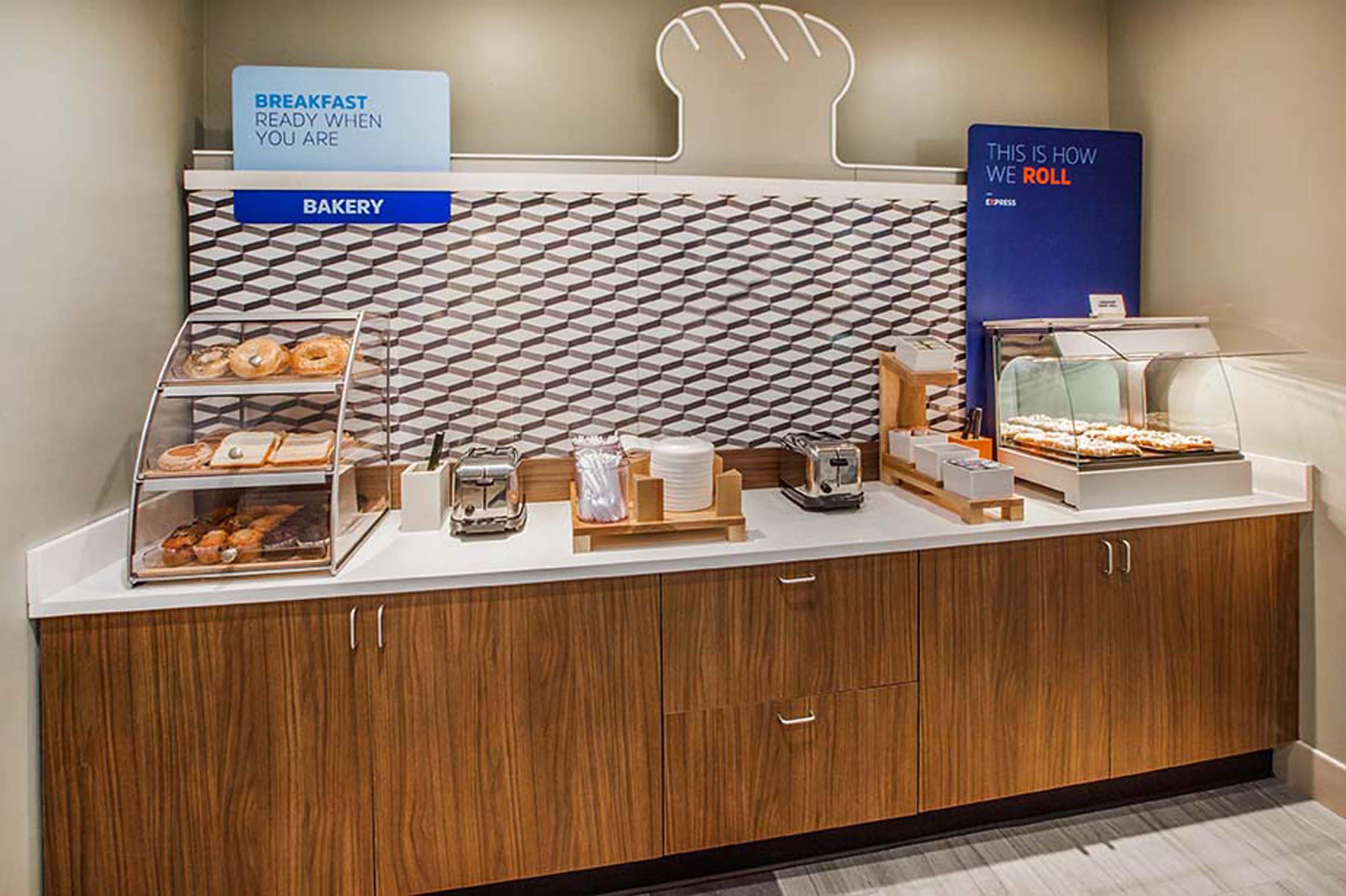 Holiday Inn Express Hotel & Suites Burleson - Fort Worth, An Ihg Hotel Экстерьер фото